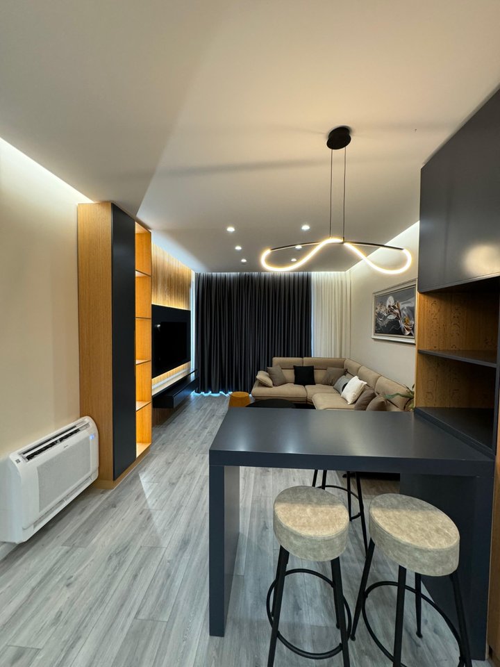 ? APPARTAMENTO 1+1 IN AFFITTO – COMUNE DI PARIGI, TIRANA
