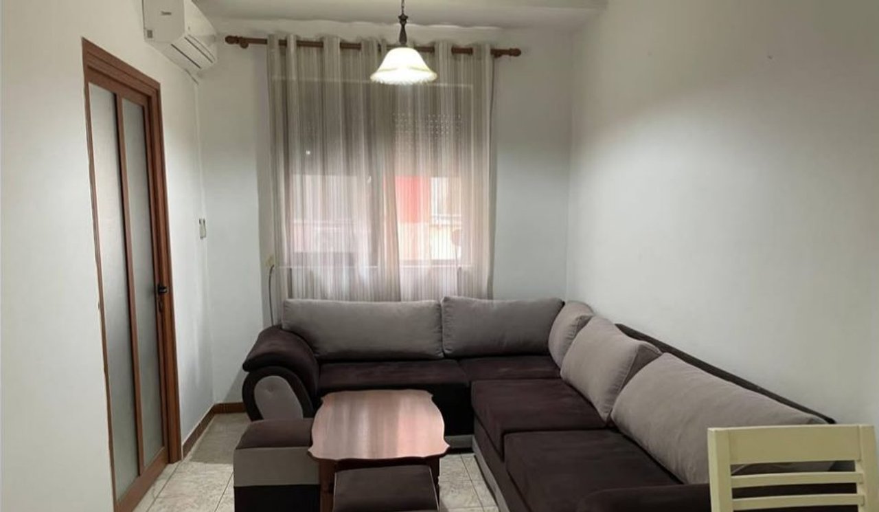 SHITET APARTAMENT 1+1 – RRUGA MYSLYM SHYRI, TIRANË