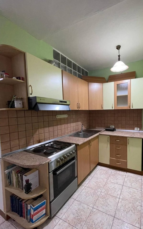 SHITET APARTAMENT 1+1 – RRUGA MYSLYM SHYRI, TIRANË