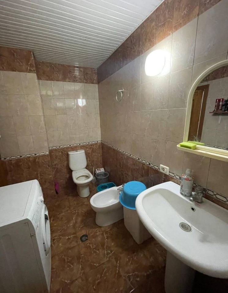 SHITET APARTAMENT 1+1 – RRUGA MYSLYM SHYRI, TIRANË