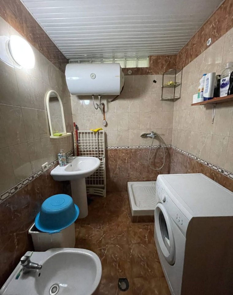 SHITET APARTAMENT 1+1 – RRUGA MYSLYM SHYRI, TIRANË