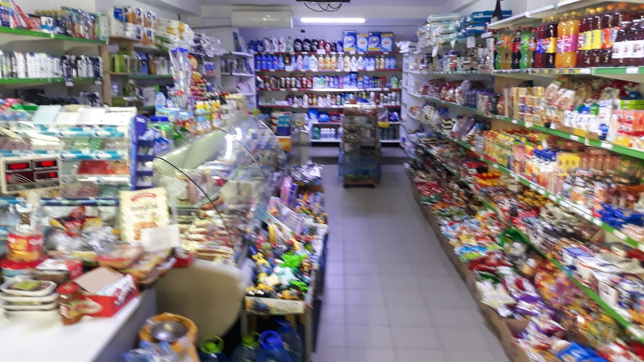 DYQAN ME QIRA – PORCELAN