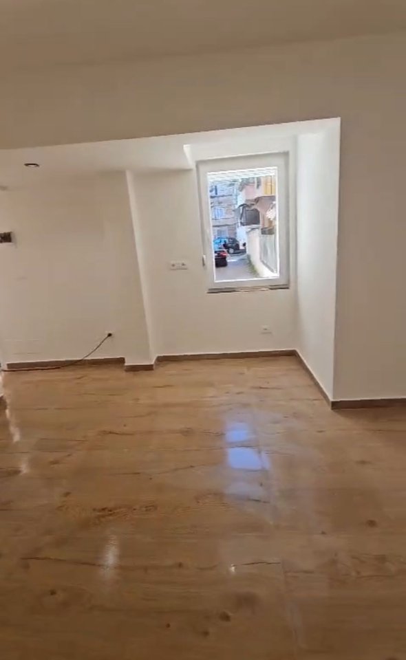 1+1 ME QIRA PËR BIZNES – RRUGA BARDHYL