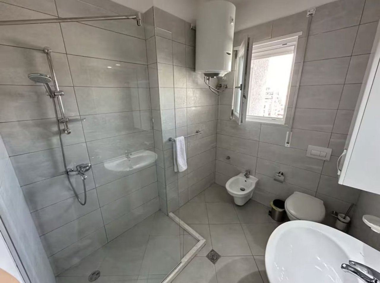 FOR RENT 2+1 APARTMENT – PAZARI I RI, TIRANA