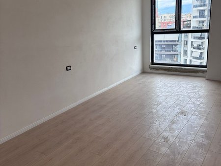 APARTAMENT 1+1 NË SHITJE – KOMPLEKSI TURDIU, FUSHA E AVIACIONIT
