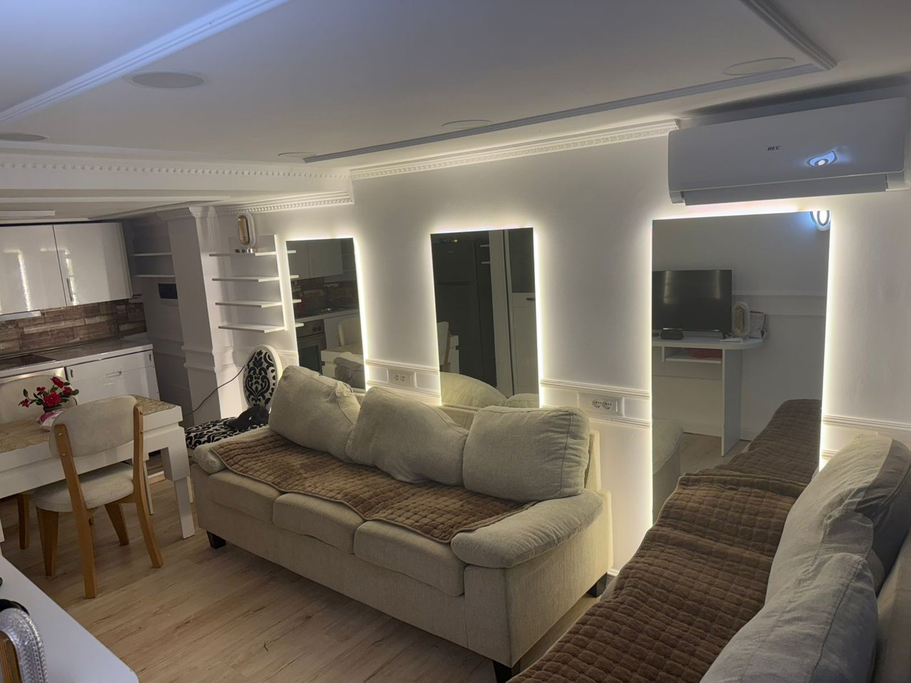 DUPLEX FOR RENT IN BLOK