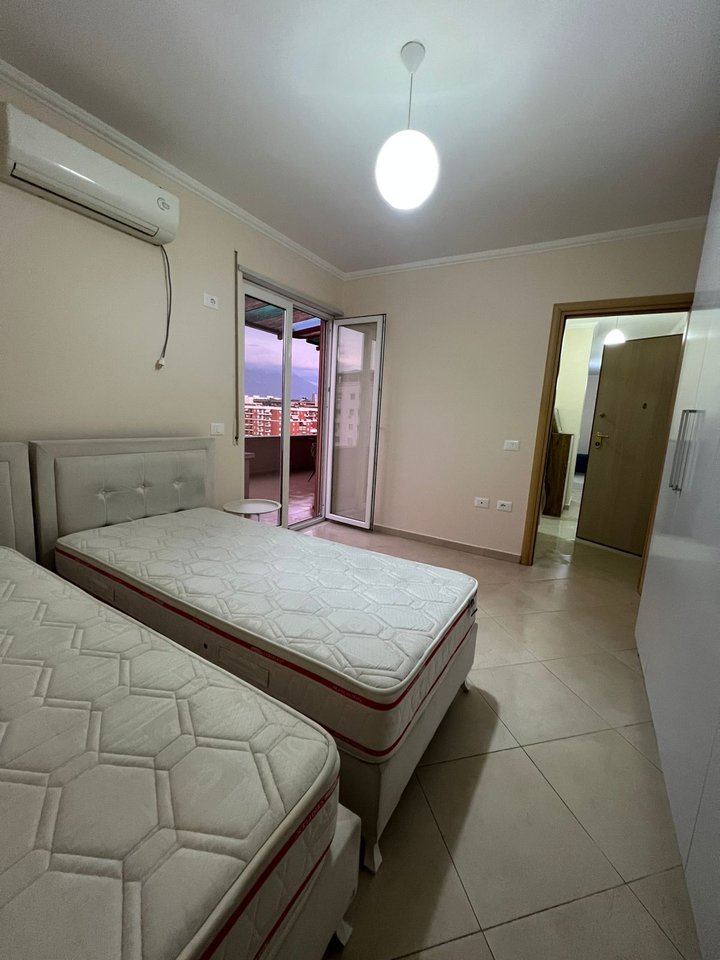 ATTICO 1+1 IN AFFITTO – ASTIR, VIA ALESSANDRO MAGNO