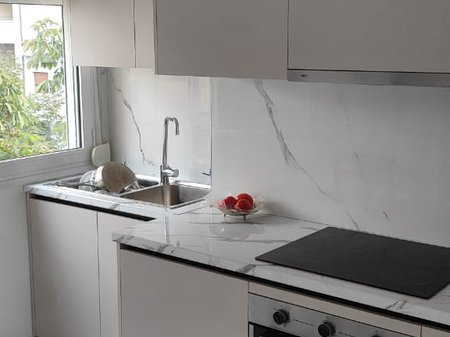 ME QIRA – APARTAMENT 2+1 – 21 DHJETORI (RR. NDRE MJEDA)