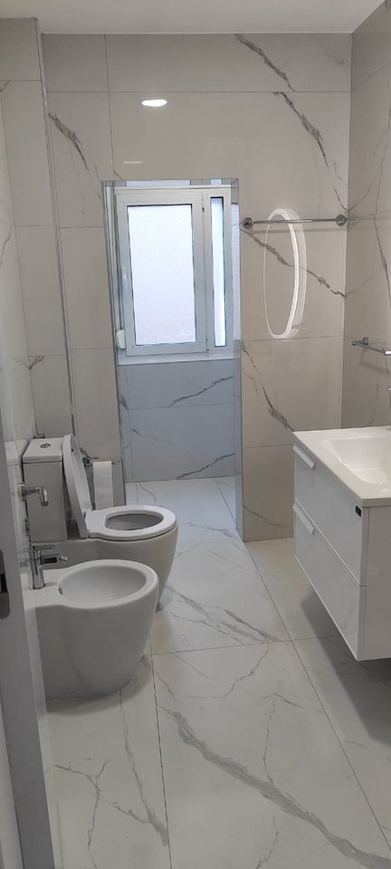 IN AFFITTO – APPARTAMENTO 2+1 – 21 DICEMBRE (VIA NDRE MJEDA)