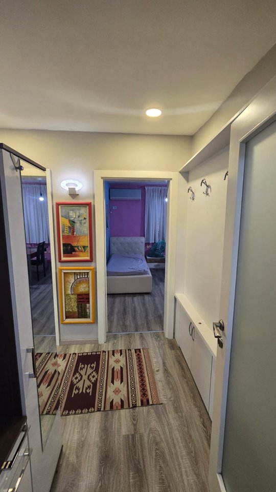 ME QIRA – APARTAMENT 2+1 + BALLKON – RR. E ELBASANIT / SHKOLLA BALETIT