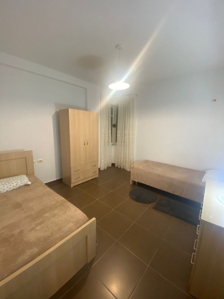 ME QIRA – APARTAMENT 2+1+2 +1 BALLKON – LIQENI I THATË
