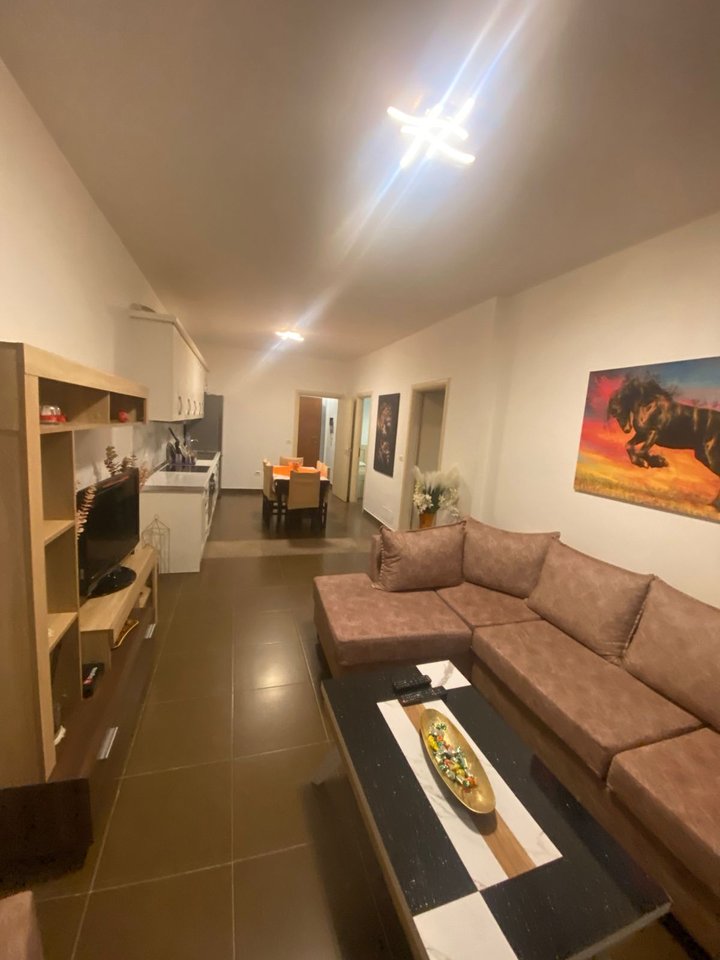 ME QIRA – APARTAMENT 2+1+2 +1 BALLKON – LIQENI I THATË