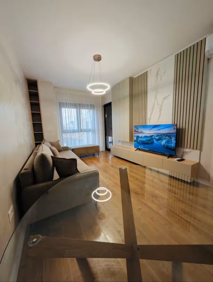 APARTAMENT 2+1+BALLKON – RR. HIQMET DELVINA (STADIUMI DINAMO)