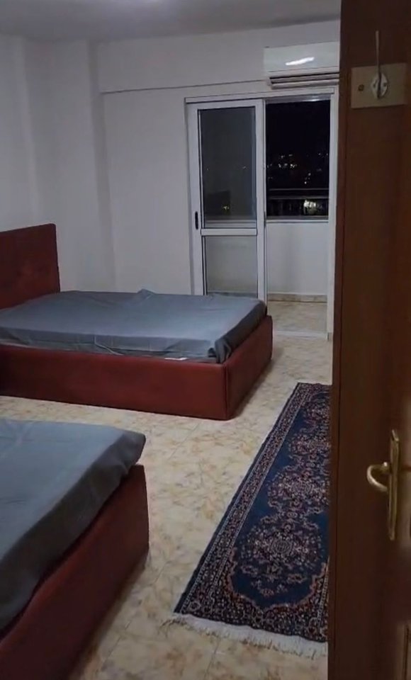 🏠 APARTAMENT 2+1 ME QIRA – LAPRAK, TEK KUPOLA (PALLATET ARABE)