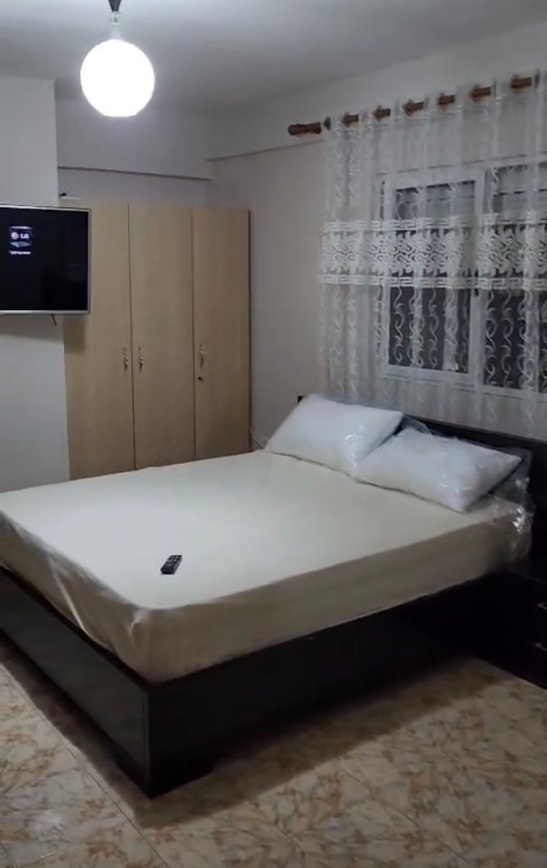 🏠 APARTAMENT 2+1 ME QIRA – LAPRAK, TEK KUPOLA (PALLATET ARABE)