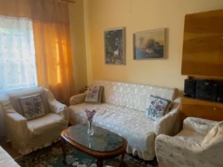 APARTAMENT ME QIRA 2+1 – RR. FERID XHAJKO (STACIONI I TRENIT)