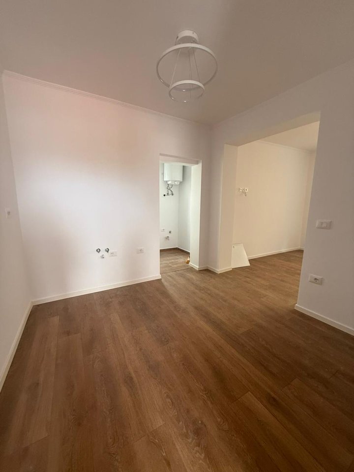 STUDIO APARTMENT FOR SALE – RED SCHOOL, DERVISH HEKALI STREET