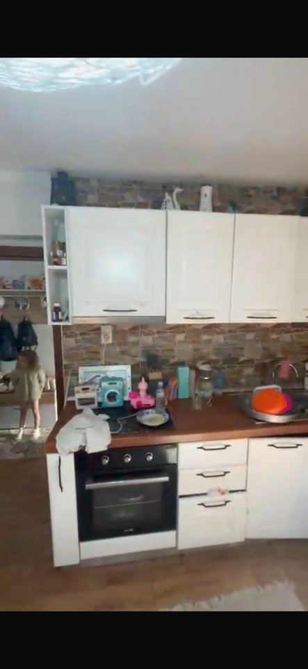 FOR SALE 1+1 APARTMENT CONVERTED TO 2+1 – KAMËZ, NEAR BIG MARKET