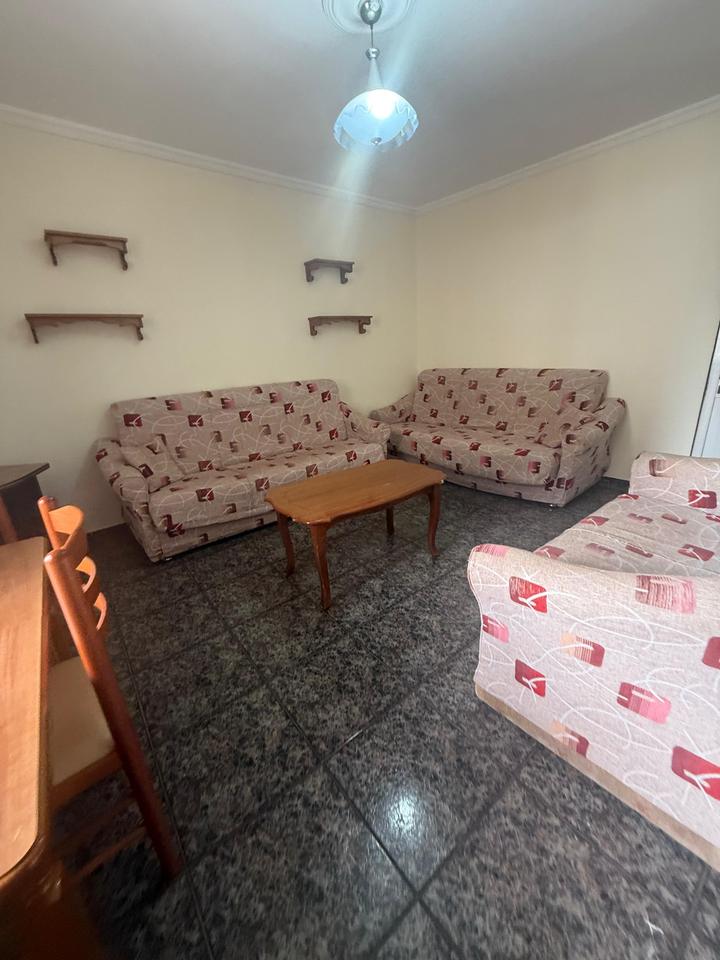 VENDESI APPARTAMENTO 1+1 – VIA KAVAJES, REPORT TV