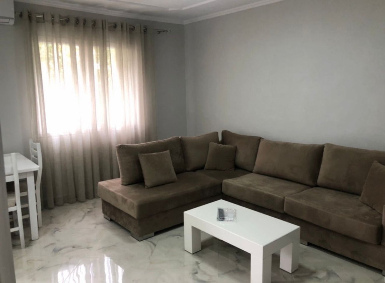 FOR RENT 1+1 APARTMENT – OXHAKU, OPPOSITE PEDIATRICS