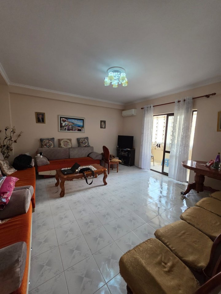 SHITET APARTAMENT 2+1 – MINISTRIA E JASHTME