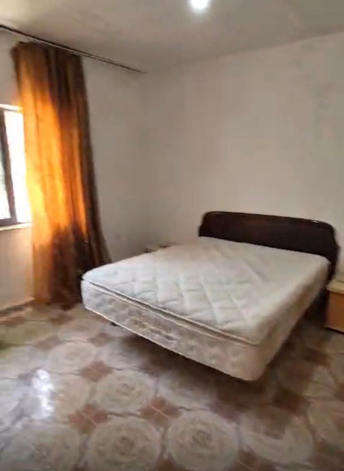 PRIVATE HOUSE FOR RENT 2+1 – PARIS COMMUNE