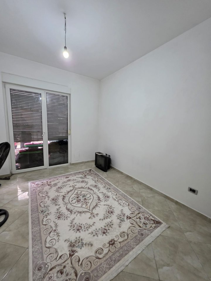 SHITET APARTAMENT 2+1+2 – RRUGA XHANFIZE KEKO, OXHAKU