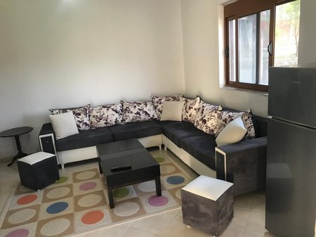 🏡 The first floor of a private house is for rent.