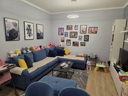 🏡 SHITET APARTAMENT 1+1 – YZBERISHT, PRANË AMERIKAN 3