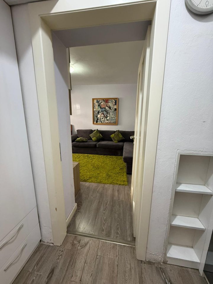 SHITET GARSONIERE + DYQAN – MYSLYM SHYRI
.