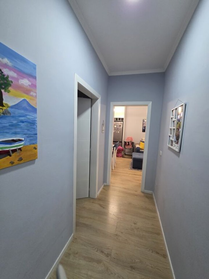 🏡 SHITET APARTAMENT 1+1 – YZBERISHT, PRANË AMERIKAN 3