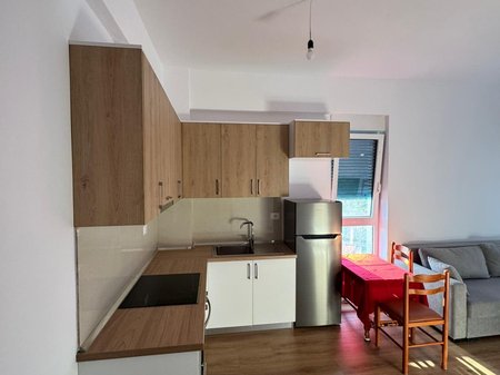 APARTAMENT ME QIRA – FRESK RESIDENCE (OXA)