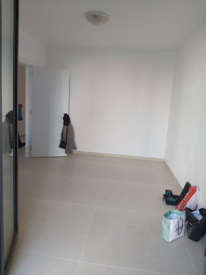 JEPET ME QERA AMBIENT BIZNESI – RR. KONGRESI I MANASTIRIT (KOMPLEKSI ZIRKON) 🏢