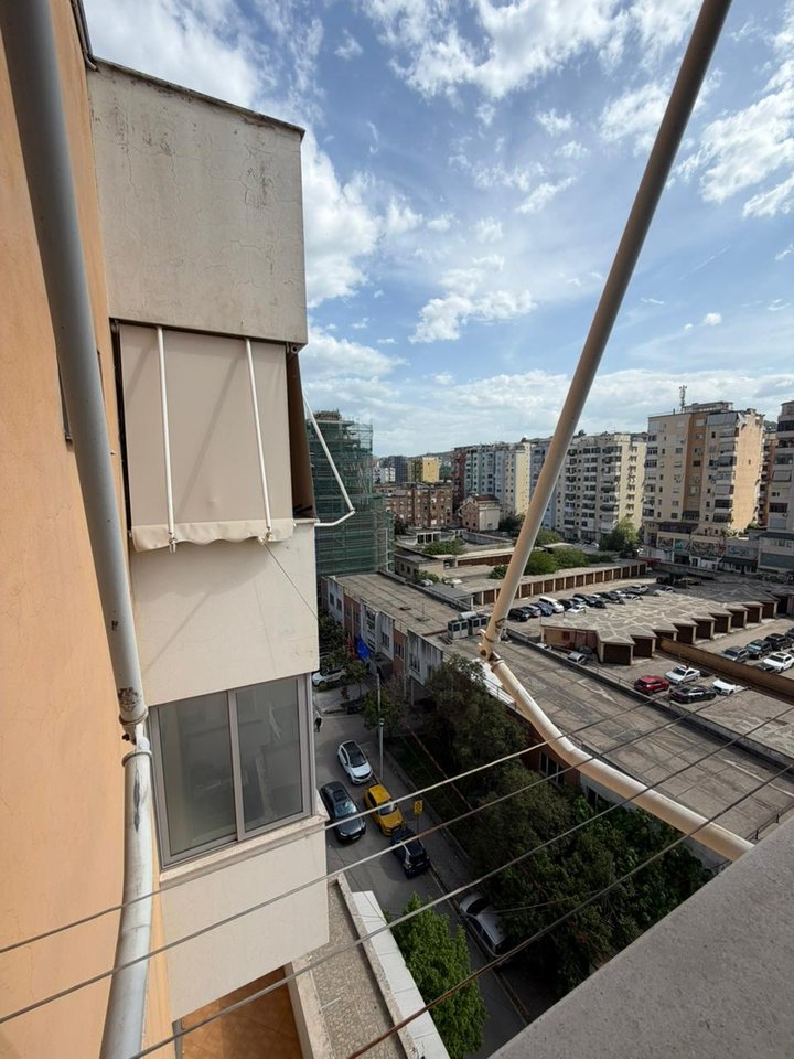 FOR SALE 2+1 APARTMENT – PARIS COMMUNE (SULEJMAN DELVINA STREET) 🏡