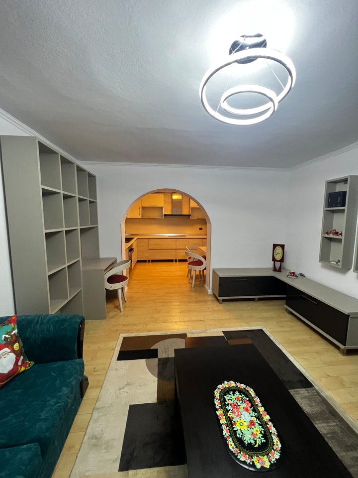 VENDESI APPARTAMENTO 2+1 – SCUOLA DI BALLETTO (VIA ELBASANI)