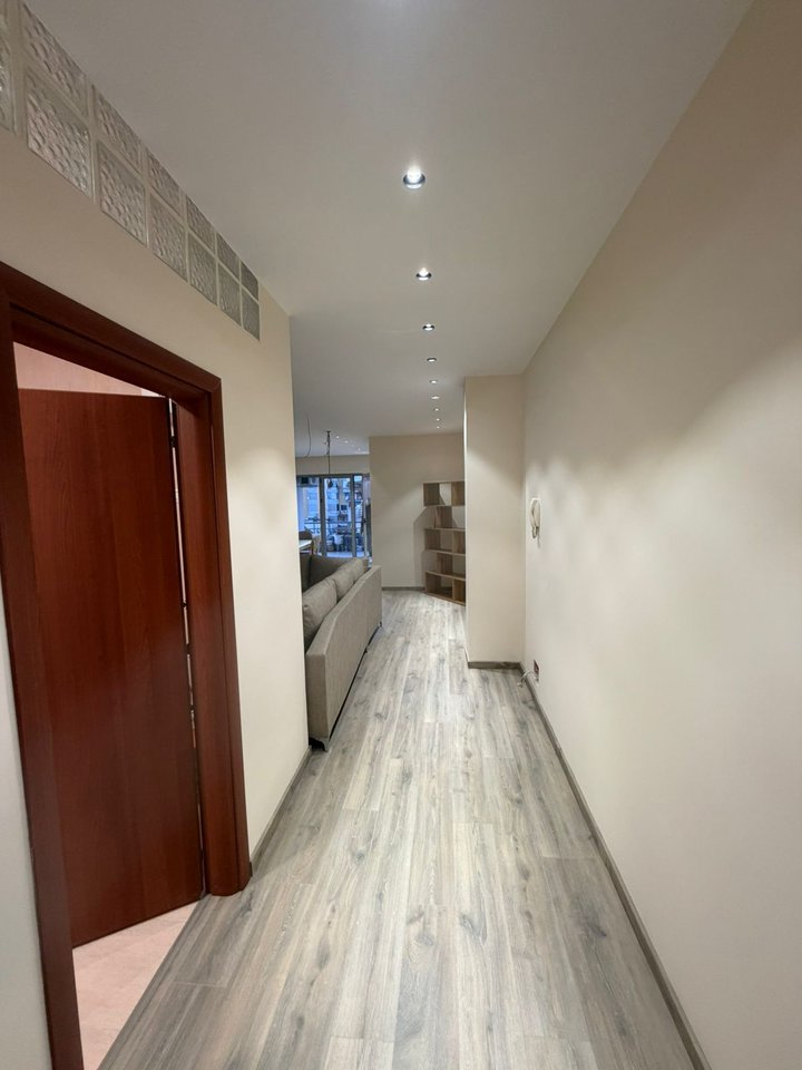 APARTAMENT 3+1+2 ME QIRA – PAZARI I RI