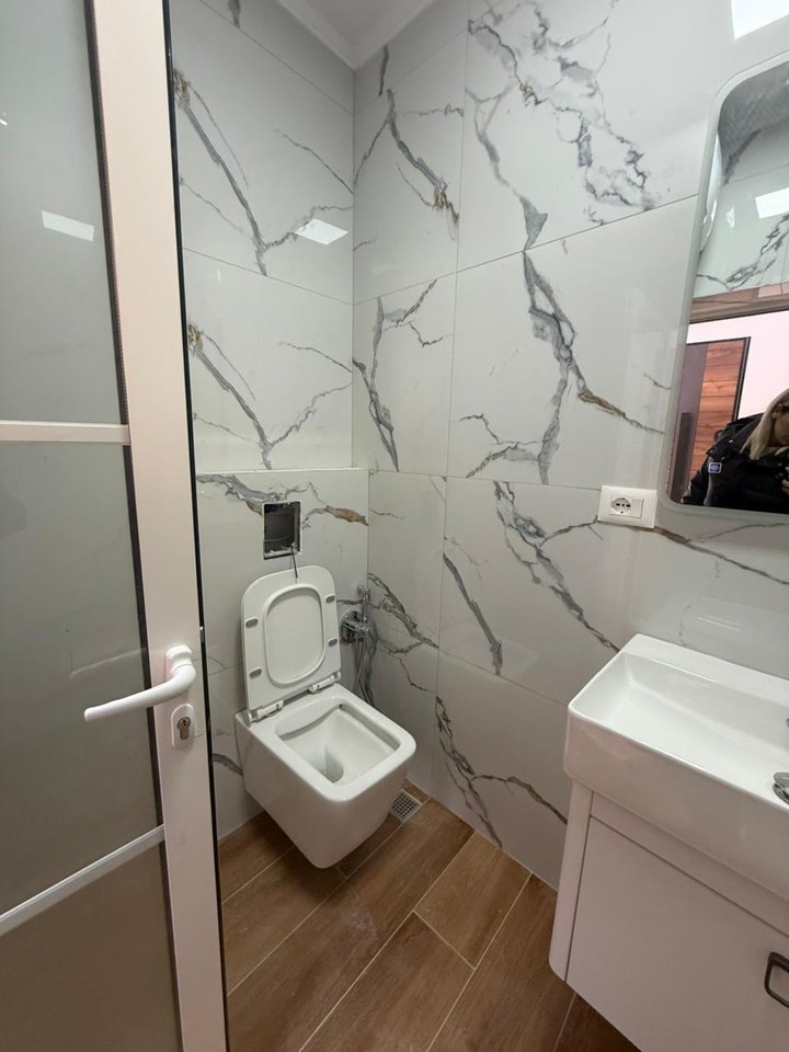 SHITET APARTAMENT 1+1 – SHKOLLA E KUQE