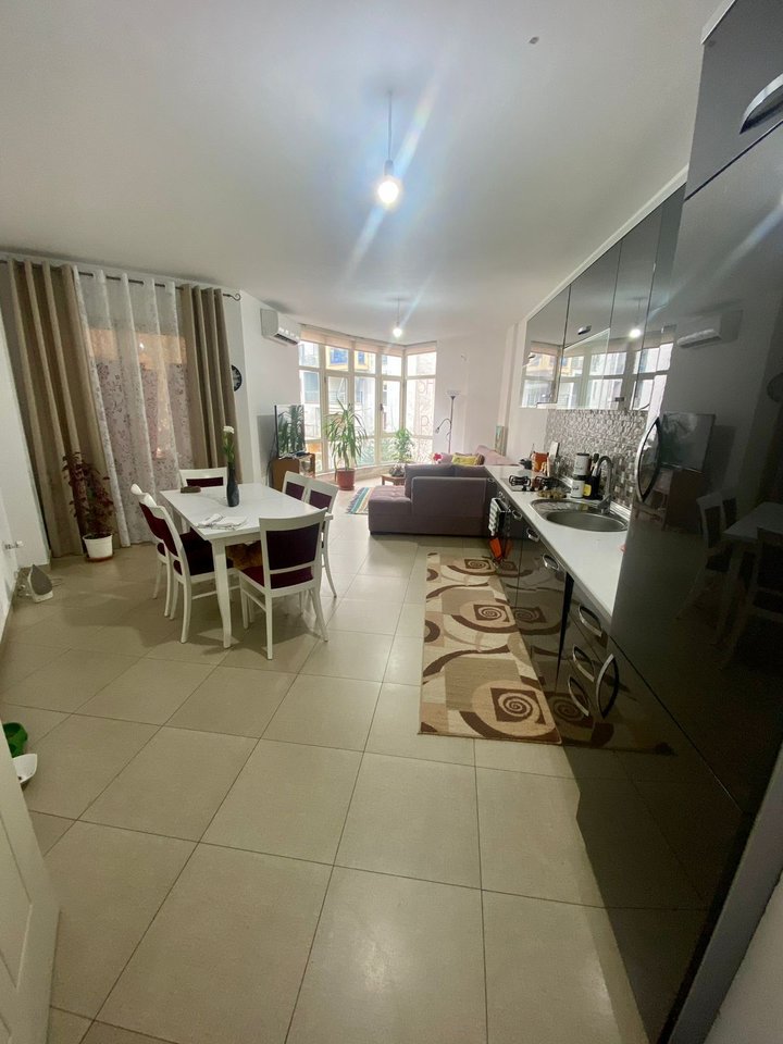 SHITET APARTAMENT 2+1+2 – YZBERISHT (3 DËSHMORËT)