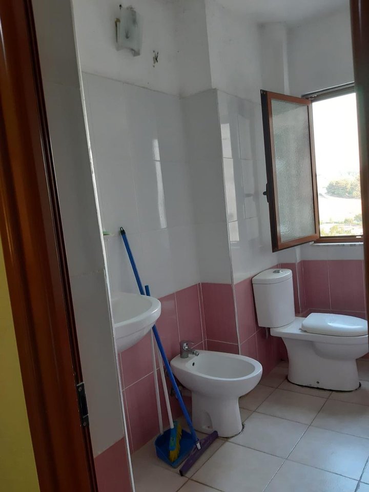 🏡 SHTËPI ME QIRA – ALI DEMI (TEK KRYEGJYSHATA), TIRANË