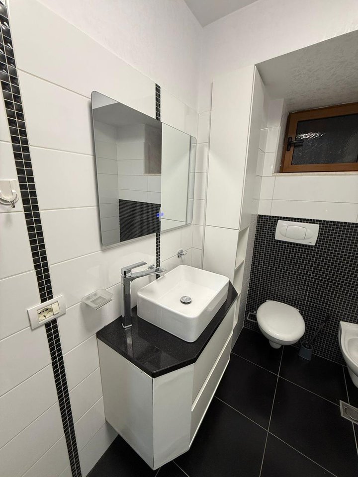 AFFITTASI APPARTAMENTO 1+1+VERANDA – MEDRESEJA, TIRANA