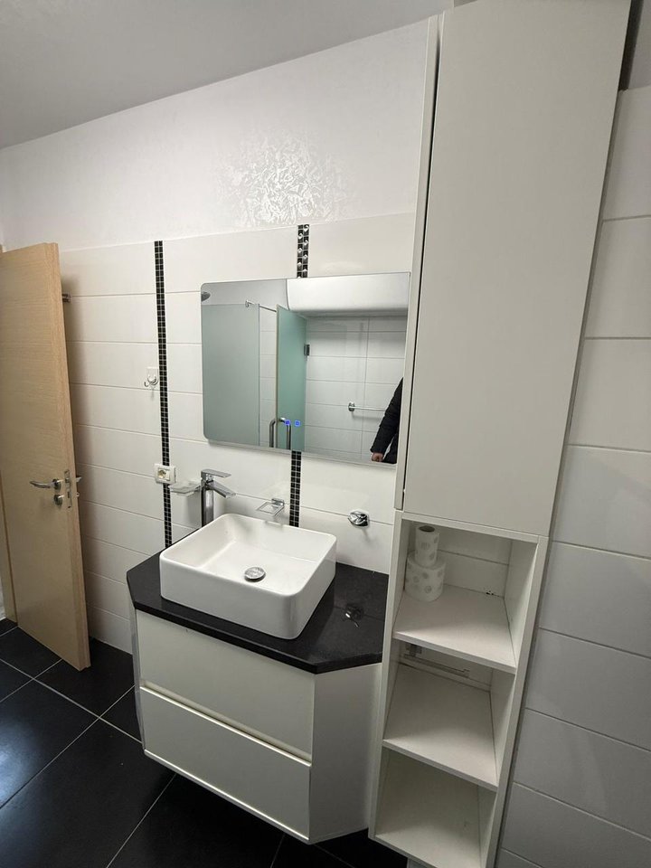 AFFITTASI APPARTAMENTO 1+1+VERANDA – MEDRESEJA, TIRANA