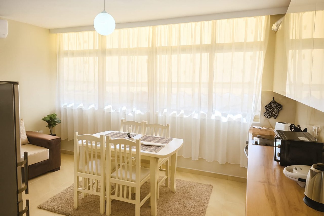 APPARTAMENTO IN AFFITTO 1+1 – CENTRO TIRANA (CAFFÈ FLORA)