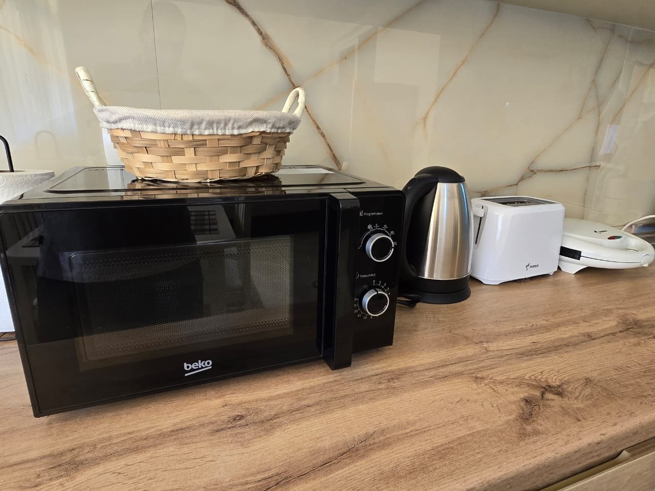 APPARTAMENTO IN AFFITTO 1+1 – CENTRO TIRANA (CAFFÈ FLORA)