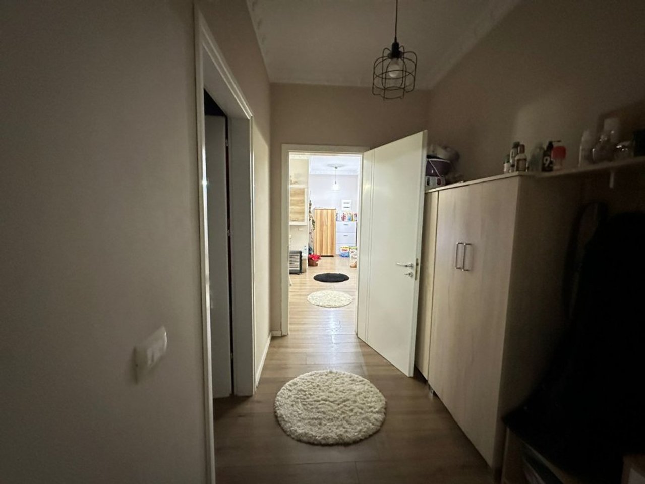 SHITET APARTAMENT 2+1+2 – PAZARI I RI, TIRANË