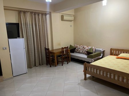 MONOLOCALE IN AFFITTO – VIA 5 MAGGIO