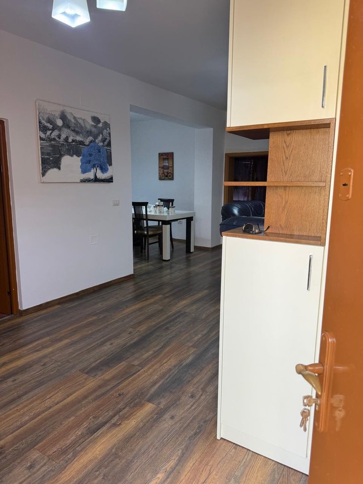 PRIVATE HOUSE FOR RENT 1 FLOOR – ELECTRIC MARKET