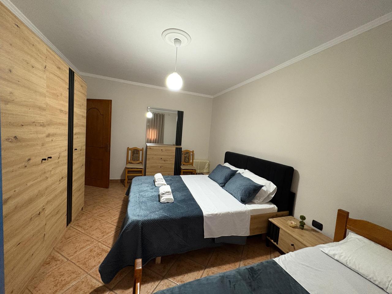 JEPET ME QIRA APARTAMENT 1+1 – LAPRAKË