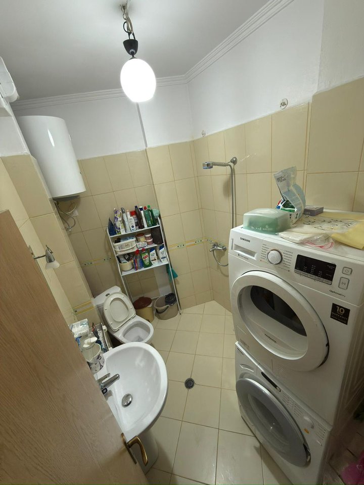 VENDESI APPARTAMENTO 2+1 – FRESK / STRADA DI DAJTI