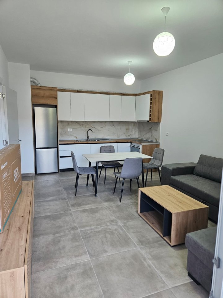 JEPET ME QIRA APARTAMENT 1+1 – UNIVERS CITY