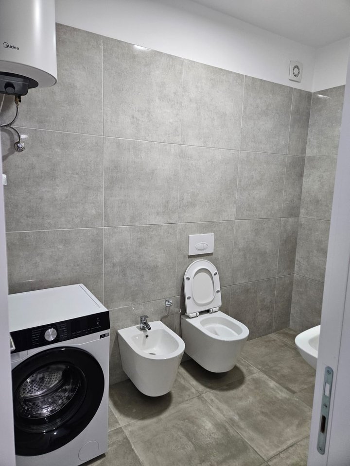 JEPET ME QIRA APARTAMENT 1+1 – UNIVERS CITY